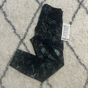 Wunder under HR crop 23” shine